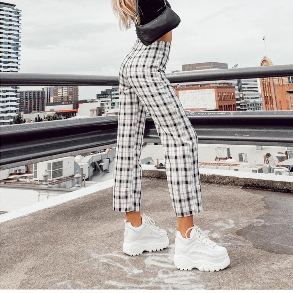 “Princess Polly- Euro Pants: Wide Leg Plaid Pants size 2”